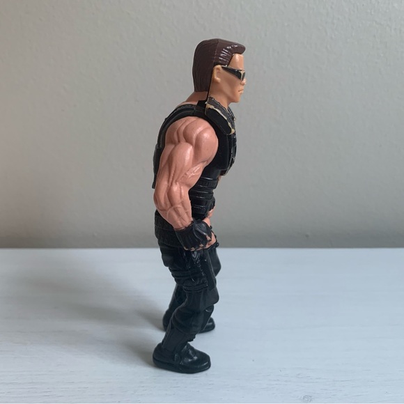 Vintage 1992 Terminator 2 Secret Weapon Arnold Schwarzenegger Figure - Picture 6 of 10